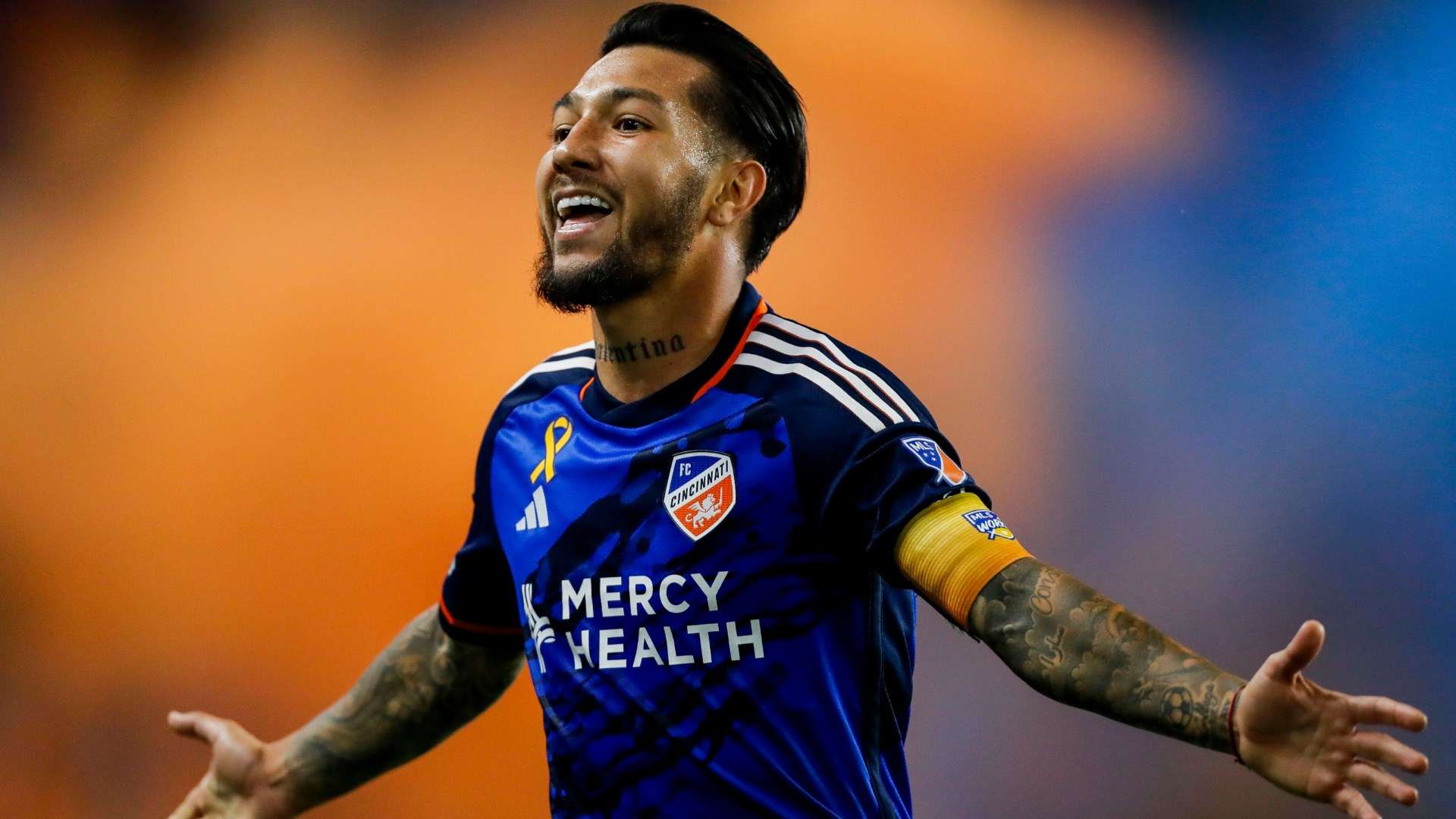 多場比賽中 多場比賽中